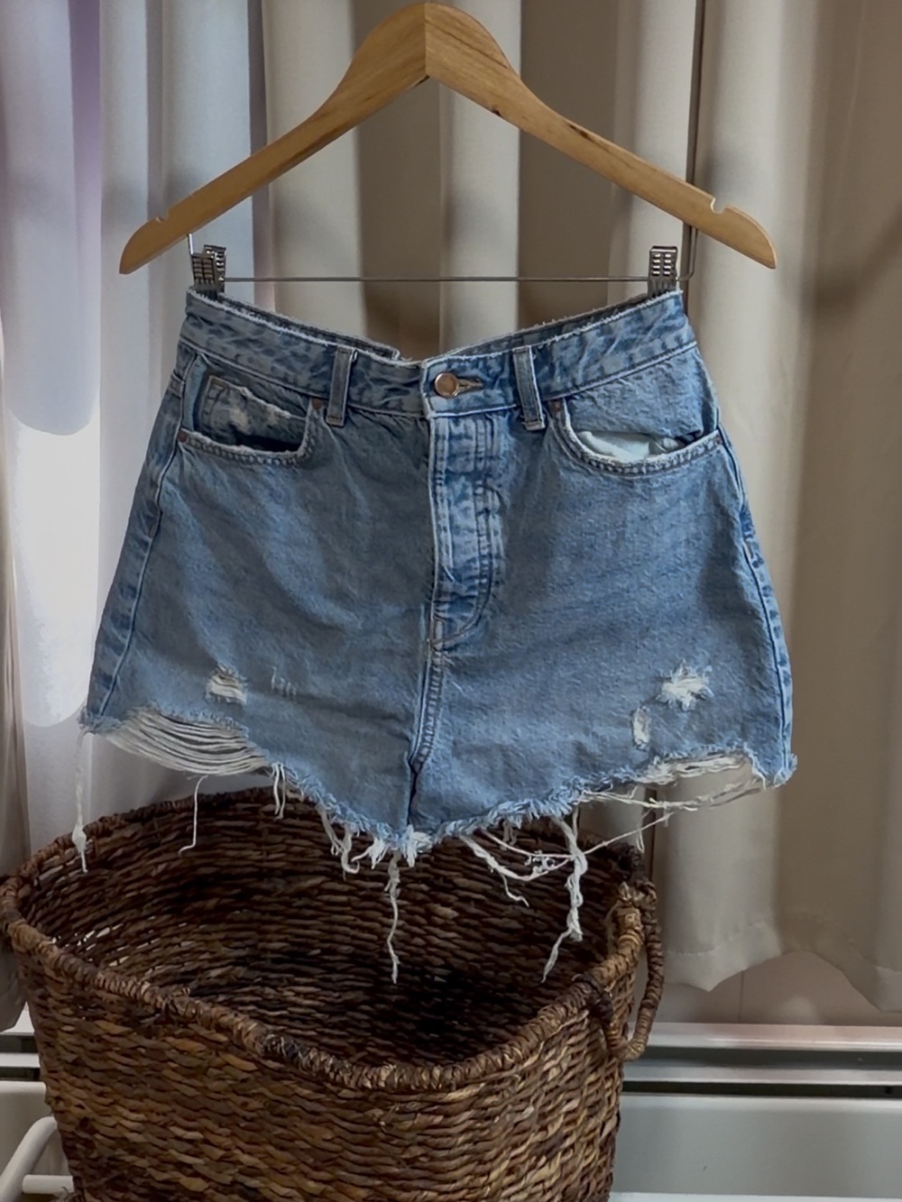 Zara Light Blue Distressed Denim Shorts - Women's Casual Summer